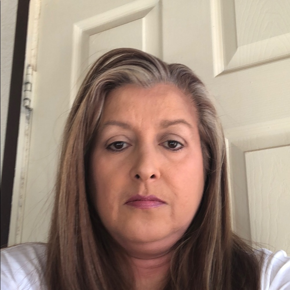 Meet your Posher, Christine